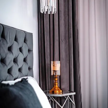 Luxury Family With Private Parking And Forest View Appartement Timişoara