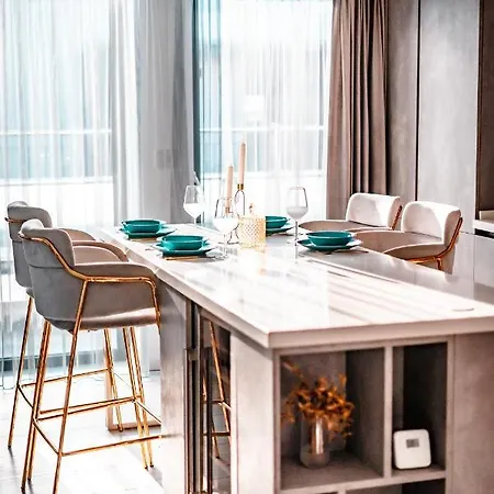 Luxury Family With Private Parking And Forest View Timişoara