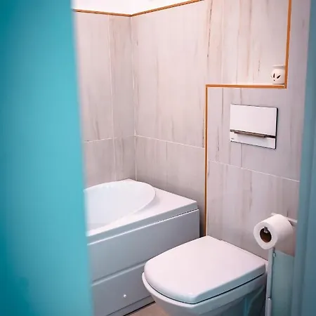 Luxury Family With Private Parking And Forest View Appartement
